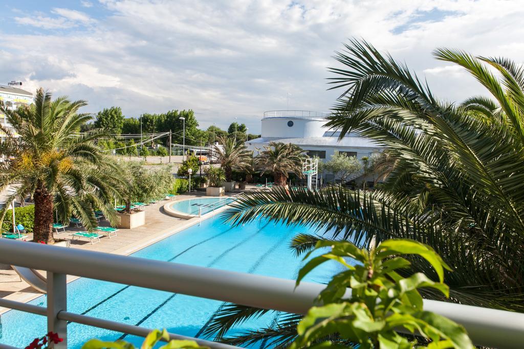 Hotel Cormoran กัตตอลิกา ภายนอก รูปภาพ